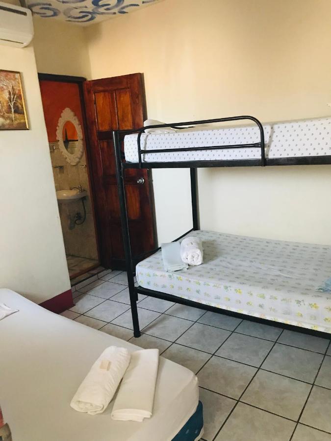 סן חואן דל סור Hostal Brisas Y Olas מראה חיצוני תמונה